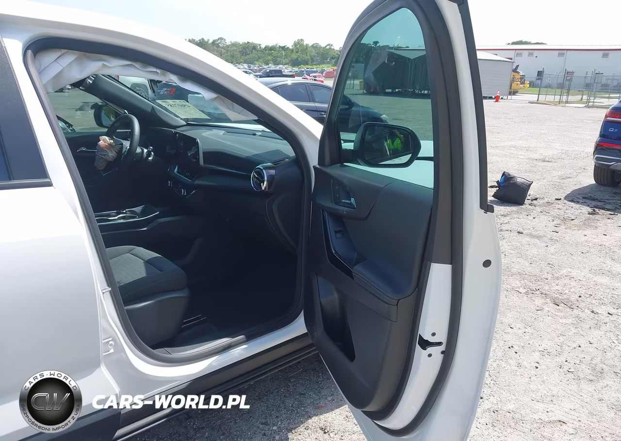2026 Chevrolet Equinox Fwd Lt VIN:3GNAXHEG5TL390273 - 5