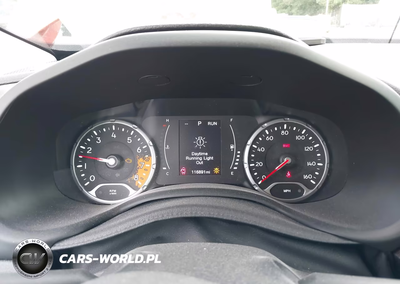 2017 Jeep Renegade Latitude VIN:ZACCJBBB0HPF22556 - 7