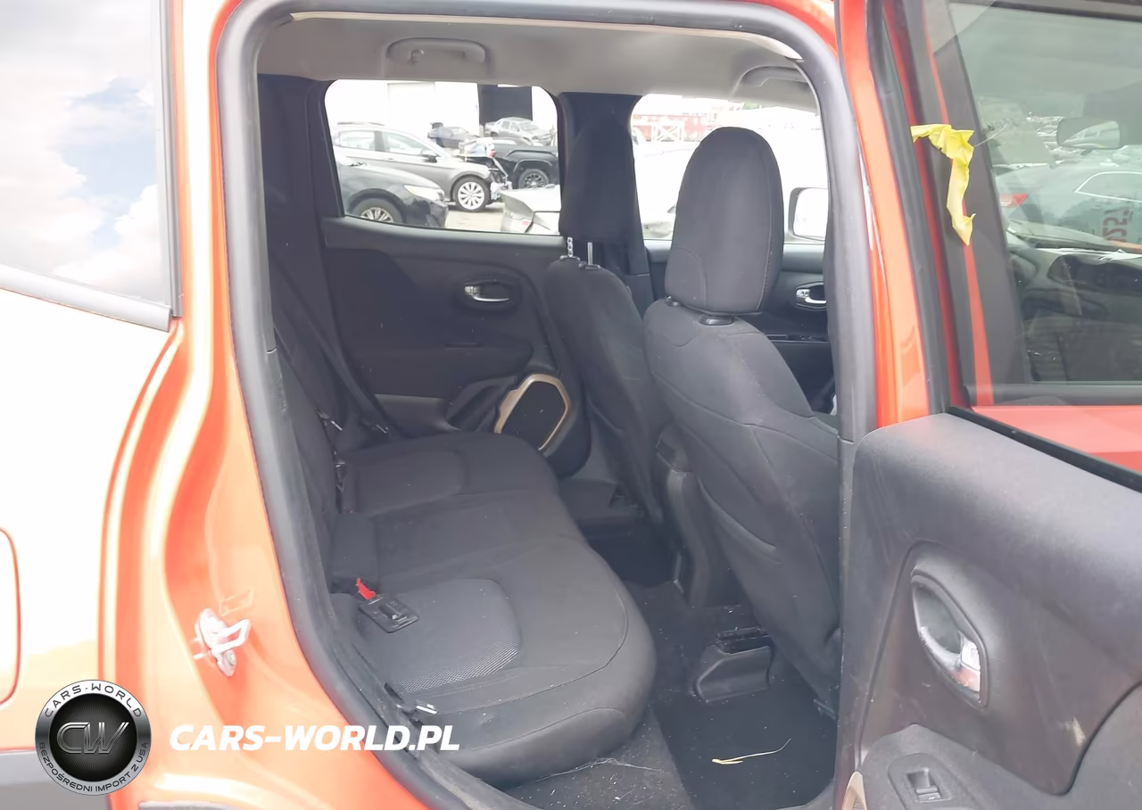 2017 Jeep Renegade Latitude VIN:ZACCJBBB0HPF22556 - 8