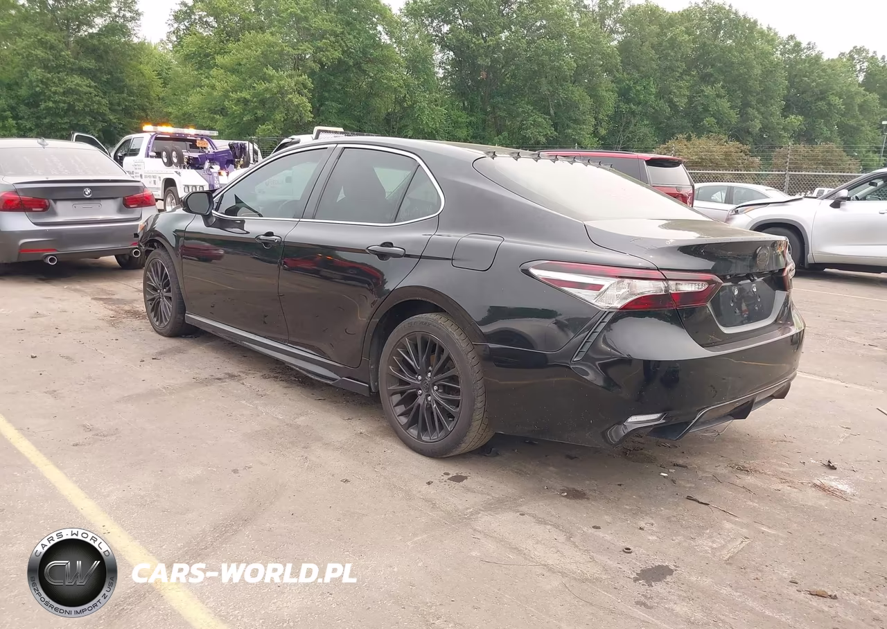 2018 Toyota Camry Se VIN:4T1B11HK3JU594302 - 3