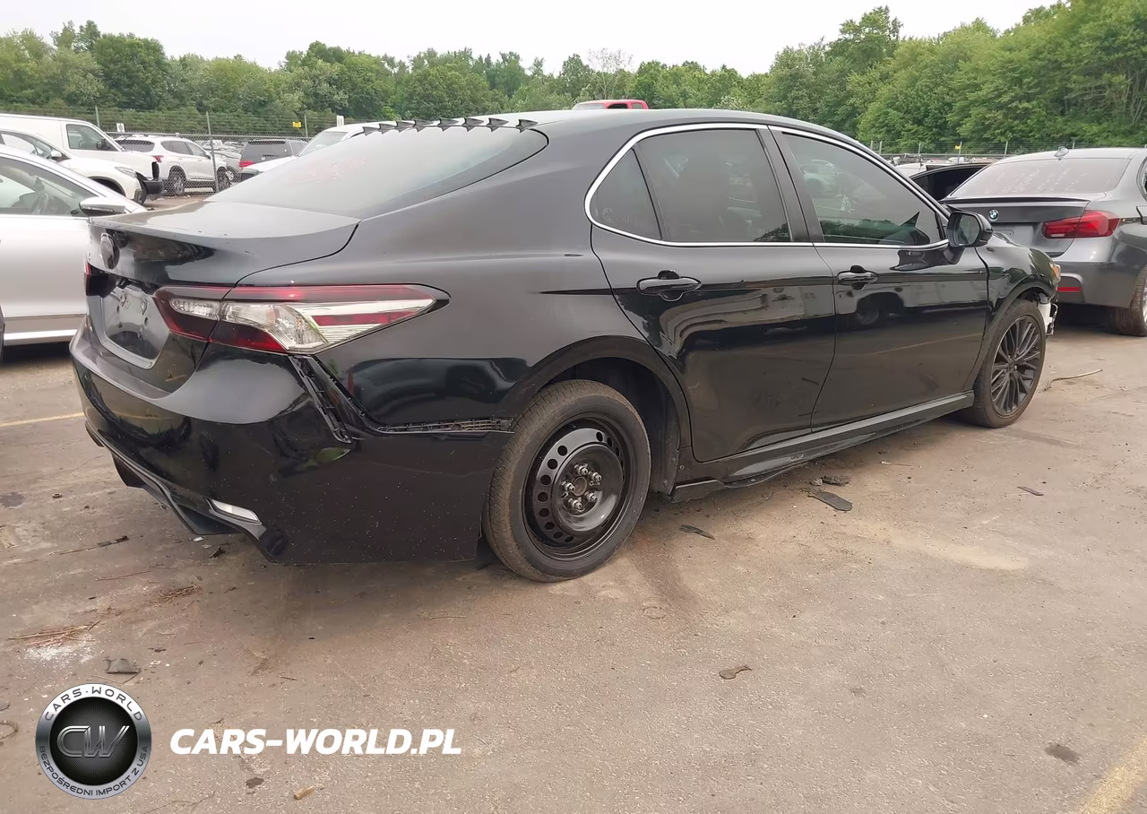 2018 Toyota Camry Se VIN:4T1B11HK3JU594302 - 4