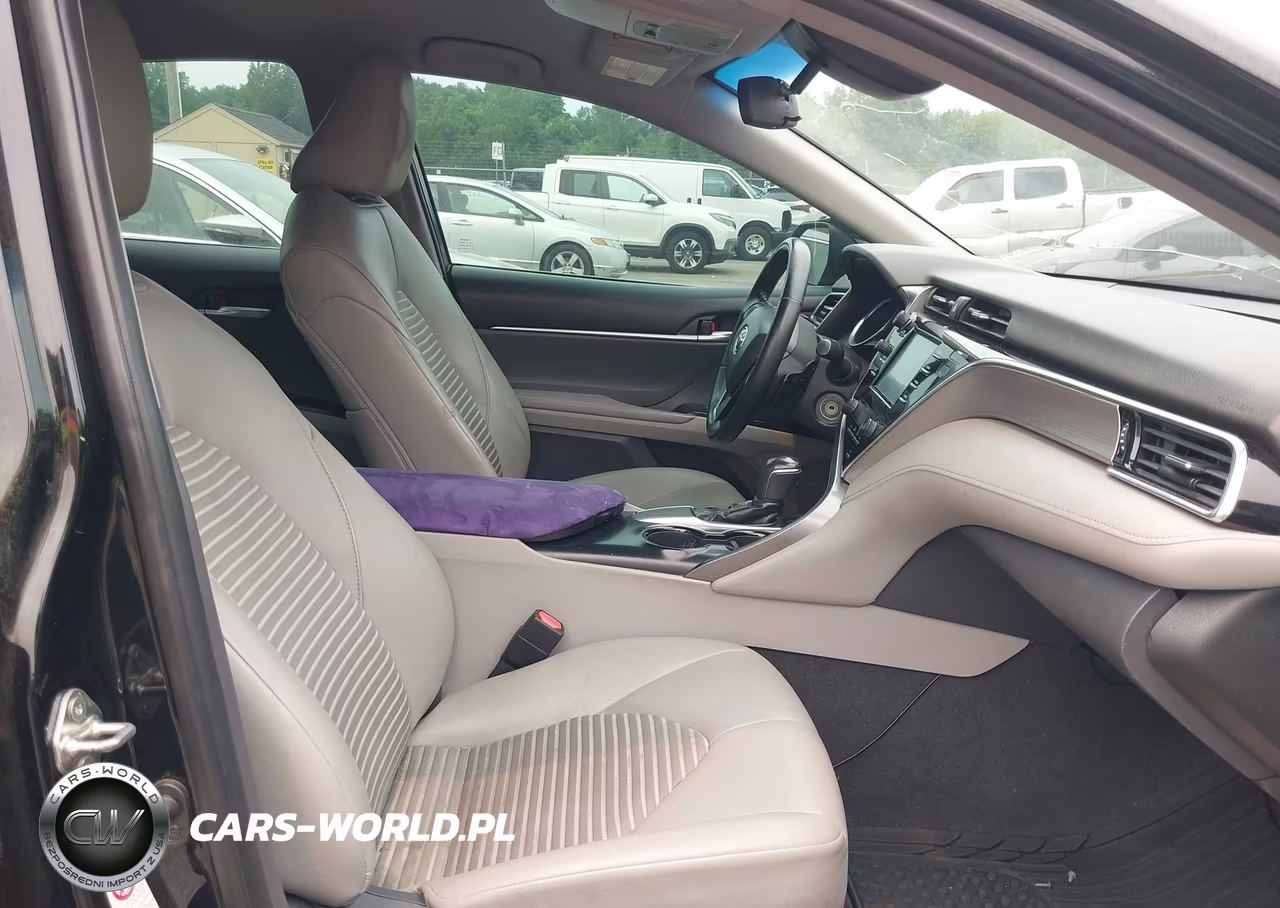 2018 Toyota Camry Se VIN:4T1B11HK3JU594302 - 5