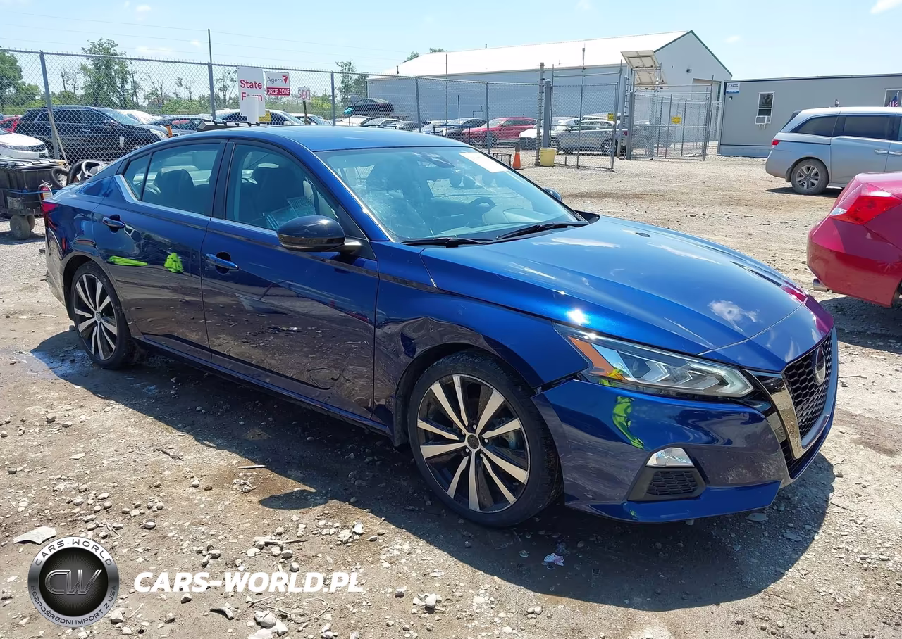 2021 Nissan Altima Sr Fwd – zdjęcie 1 z 17