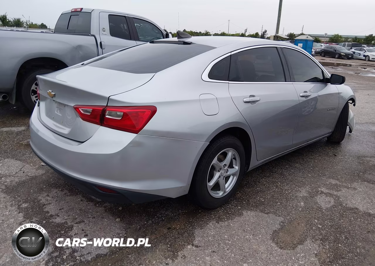 2017 Chevrolet Malibu Ls VIN:1G1ZB5ST6HF255579 - 4
