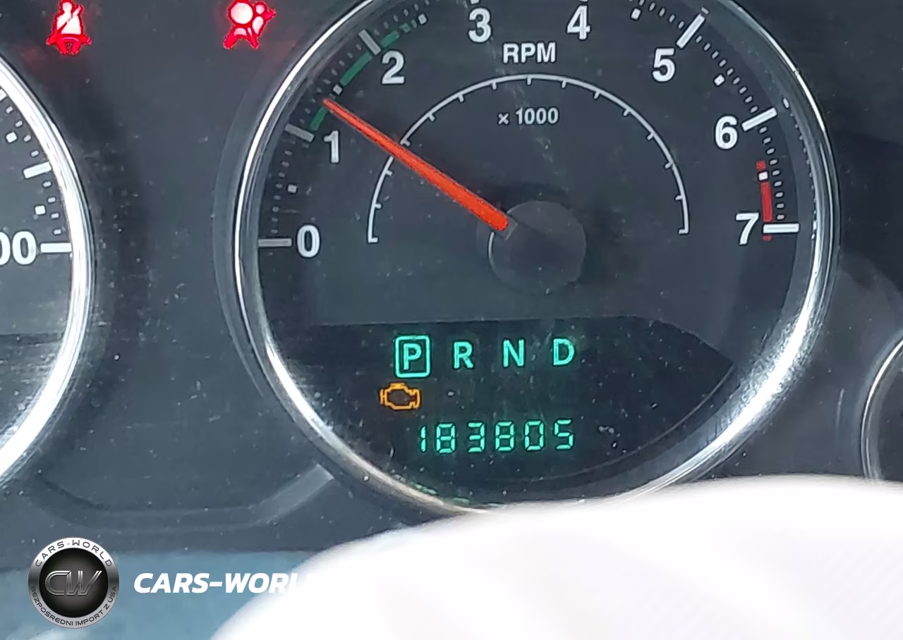 2014 Jeep Wrangler Unlimited Sport VIN:1C4BJWDG1EL177565 - 15