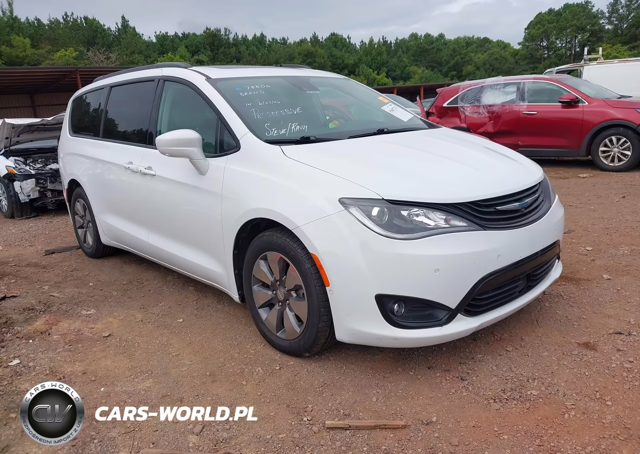 2018 Chrysler Pacifica Hybrid Limited – zdjęcie 1 z 17