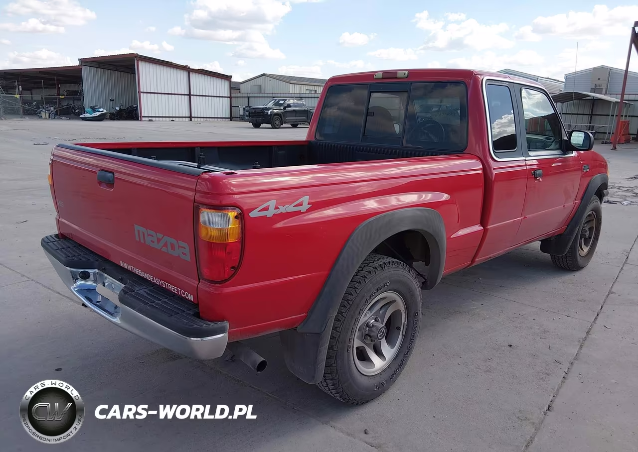 2002 Mazda B3000 VIN:4F4ZR17U82TM08556 - 4