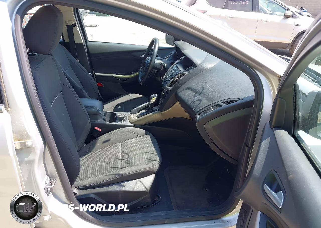 2012 Ford Focus Sel VIN:1FAHP3H2XCL374064 - 5