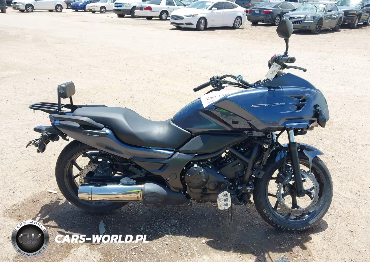 2016 Honda Ctx700 VIN:JH2RC6902GK200159 - 12