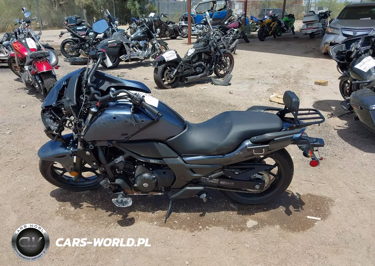 2016 Honda Ctx700 VIN:JH2RC6902GK200159 - 13