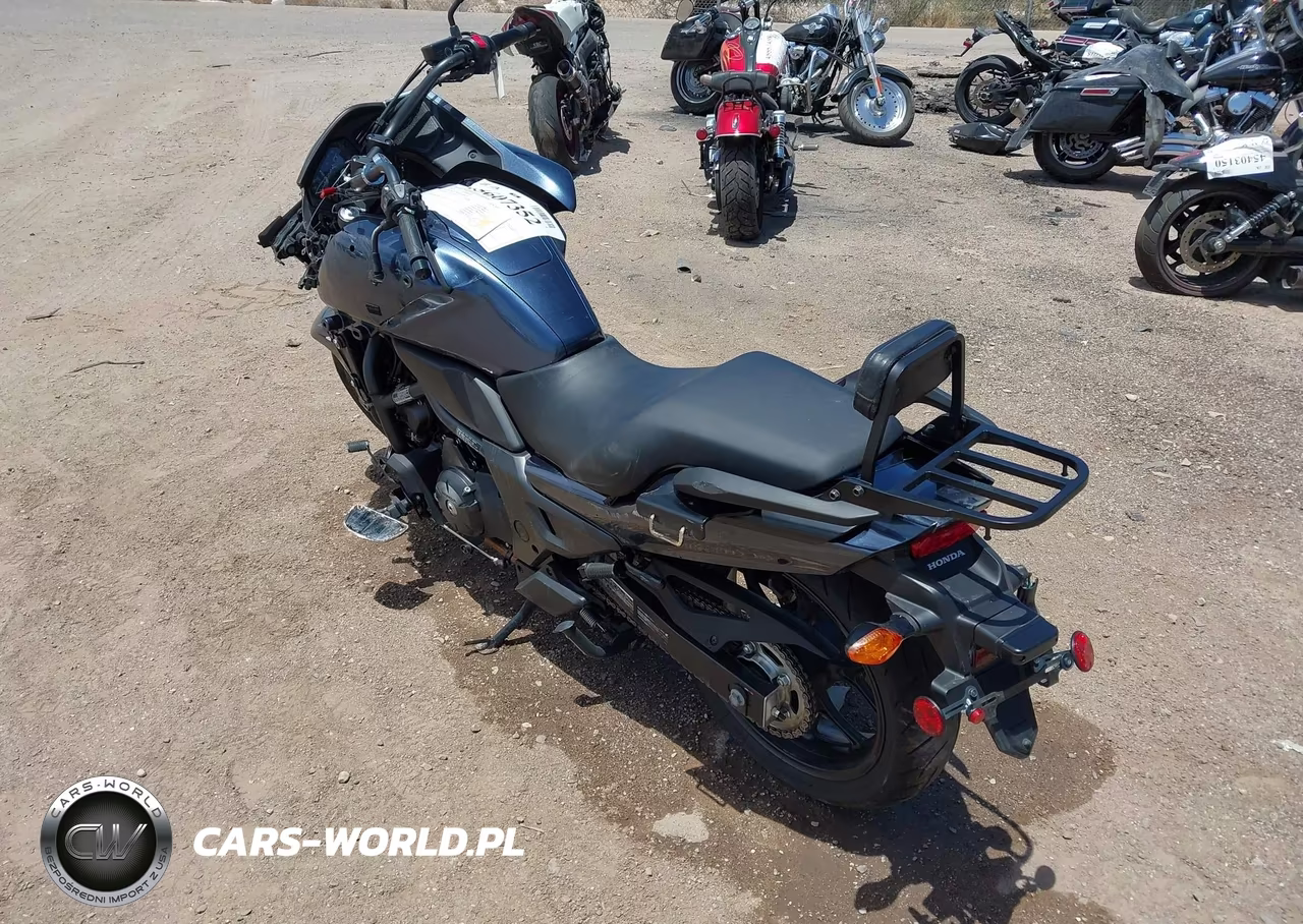 2016 Honda Ctx700 VIN:JH2RC6902GK200159 - 3