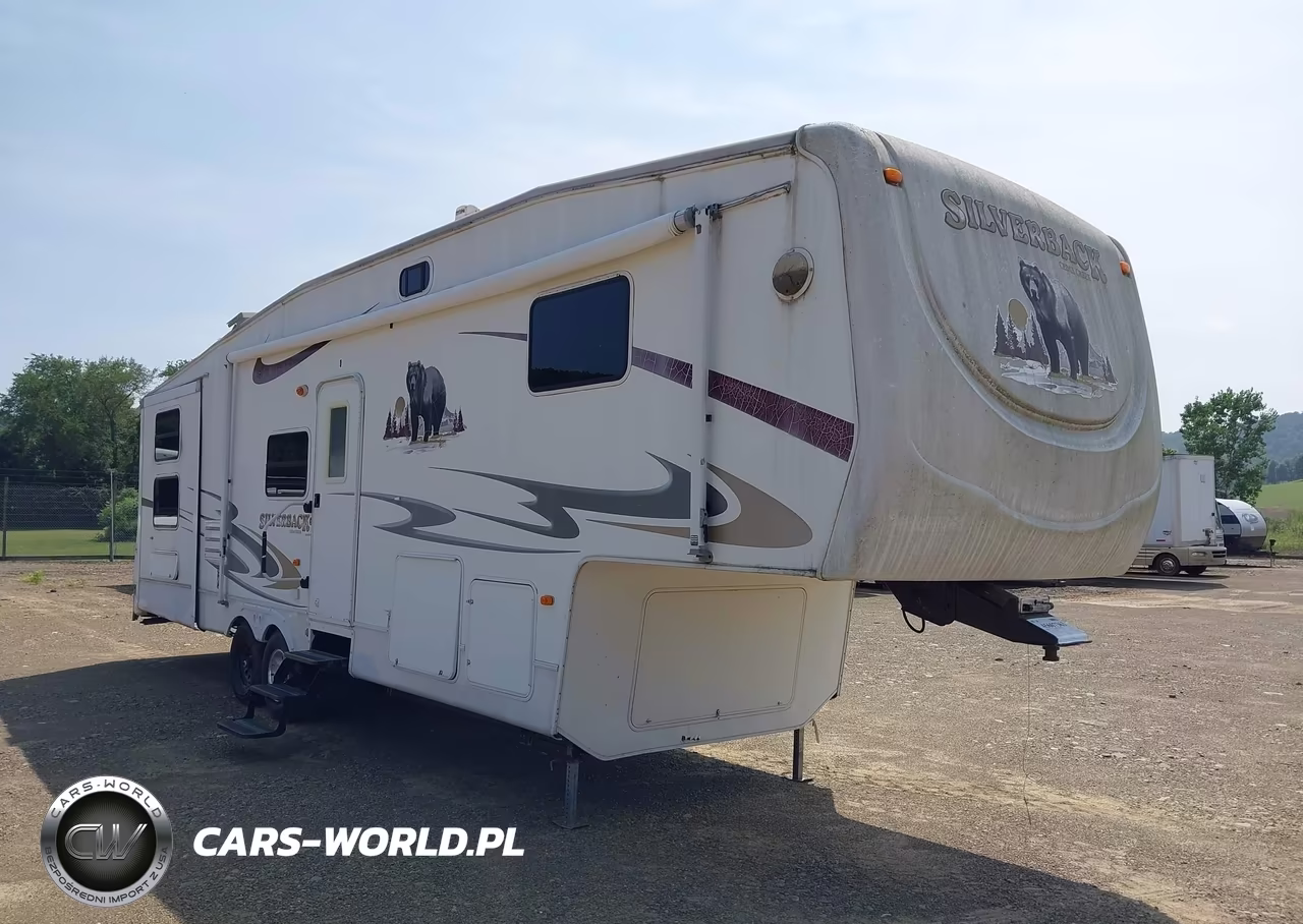 2006 Cedar Creek Silverback – zdjęcie 1 z 13