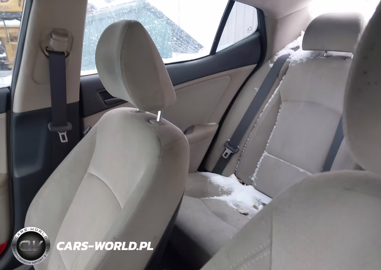 2014 Kia Optima Lx VIN:5XXGM4A75EG302864 - 8