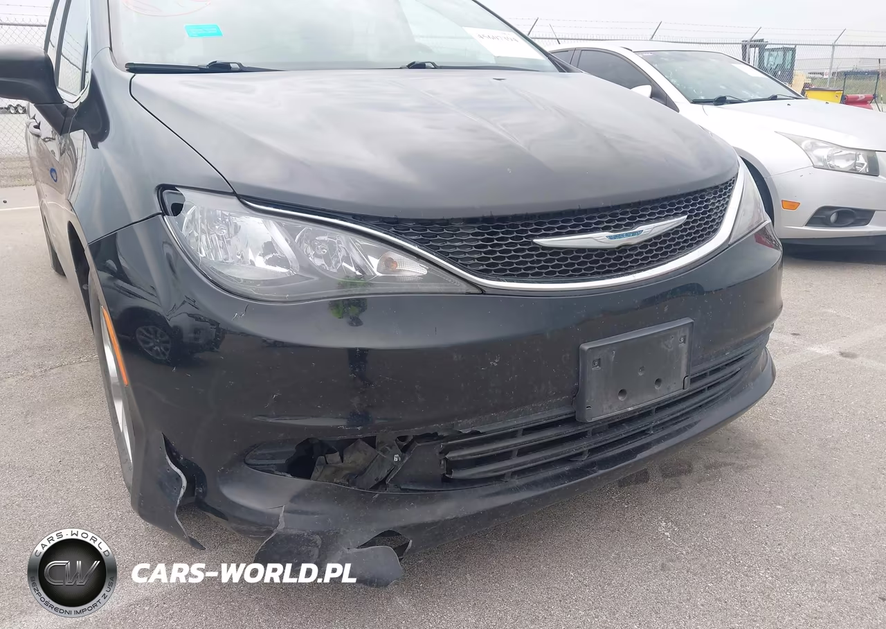 2017 Chrysler Pacifica Lx VIN:2C4RC1CG1HR522005 - 6