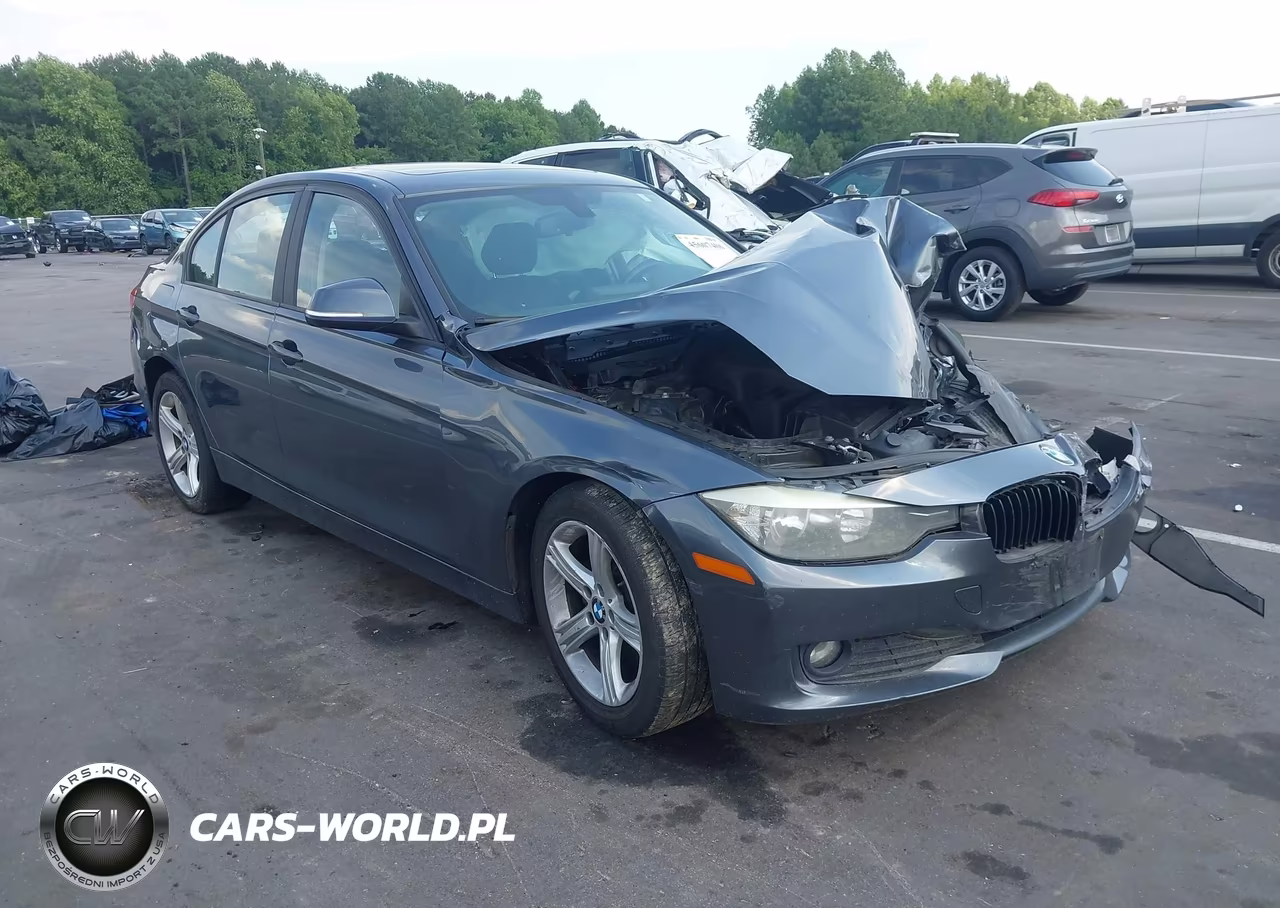 2014 BMW 320I xDrive – zdjęcie 1 z 16