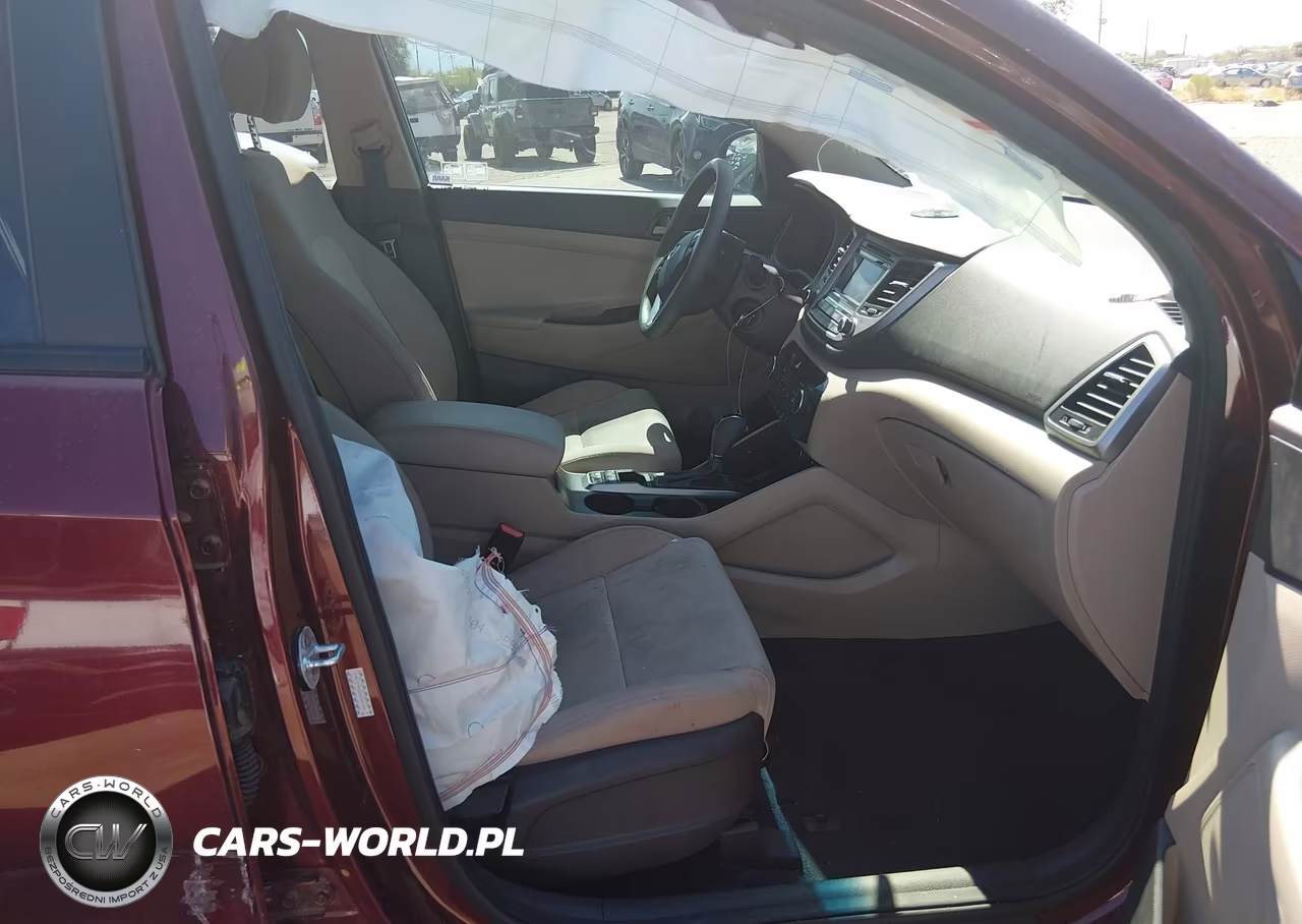 2016 Hyundai Tucson Se VIN:KM8J23A48GU092295 - 5