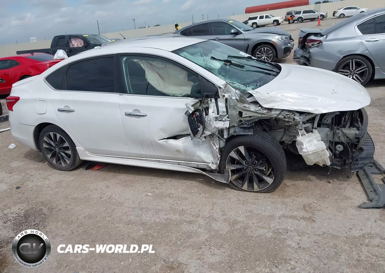 2016 Nissan Sentra Sr VIN:3N1AB7AP7GY320440 - 14