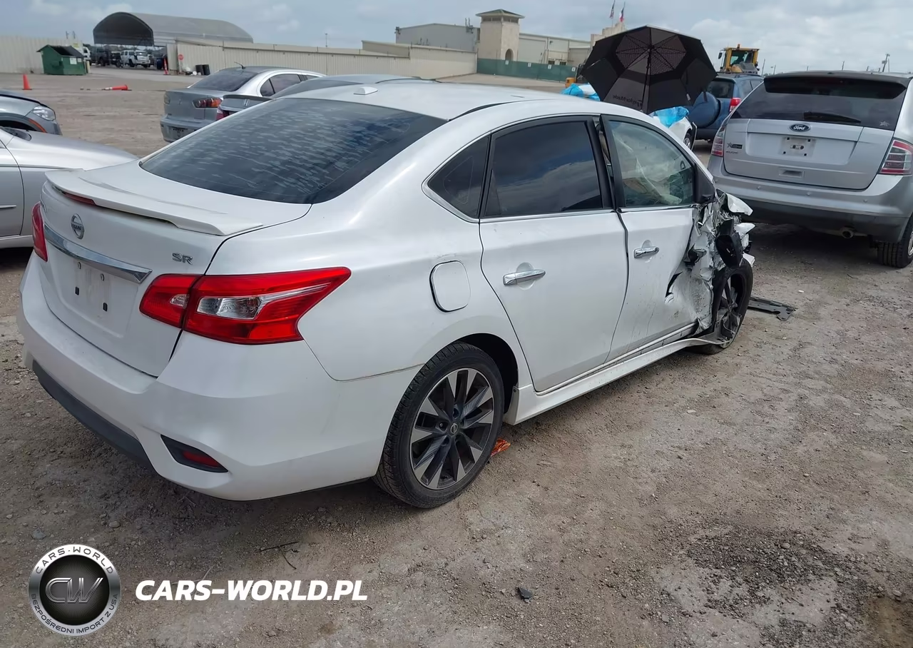 2016 Nissan Sentra Sr VIN:3N1AB7AP7GY320440 - 4
