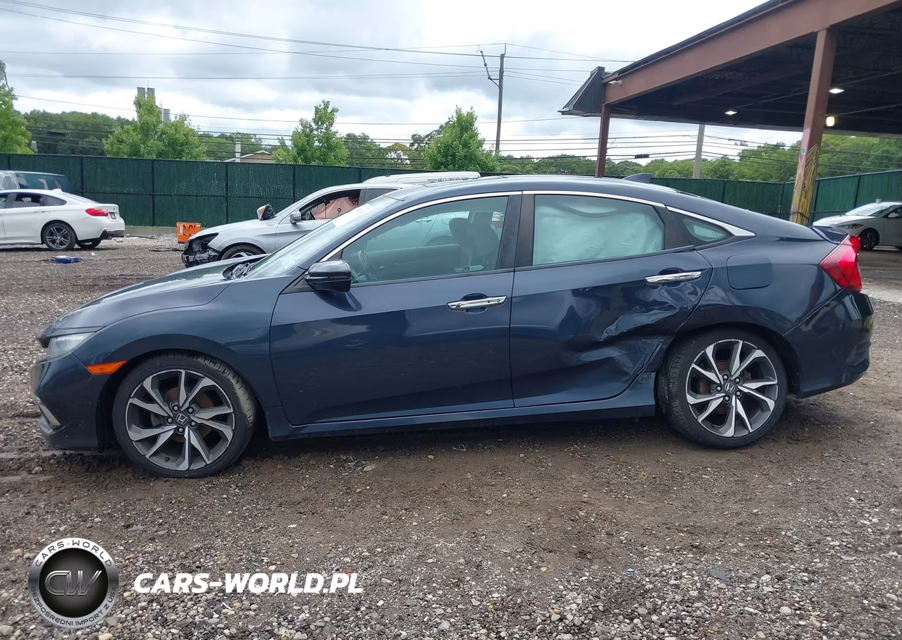 2020 Honda Civic Touring VIN:19XFC1F92LE205649 - 14