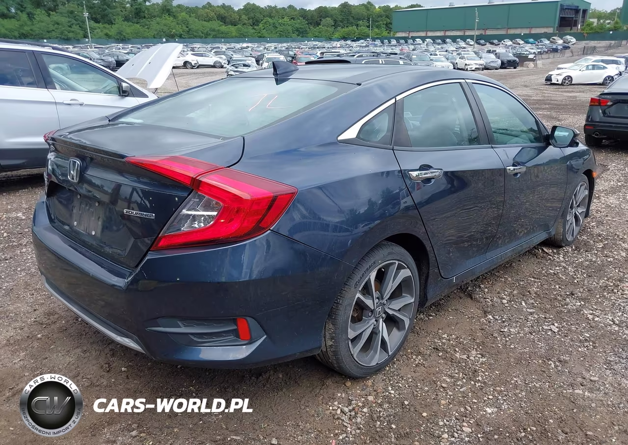 2020 Honda Civic Touring VIN:19XFC1F92LE205649 - 4