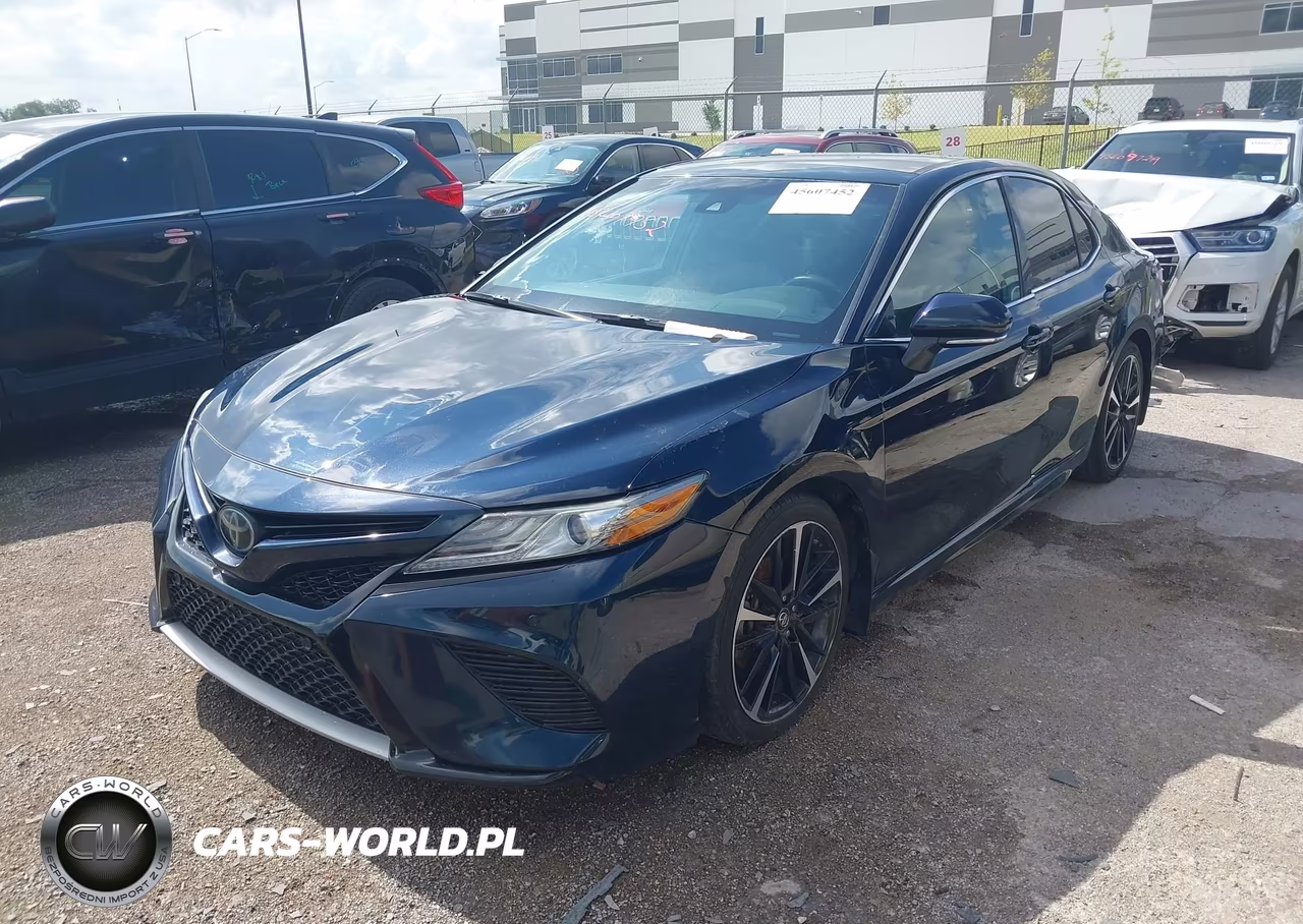 2018 Toyota Camry Xse VIN:4T1B61HK0JU599085 - 2