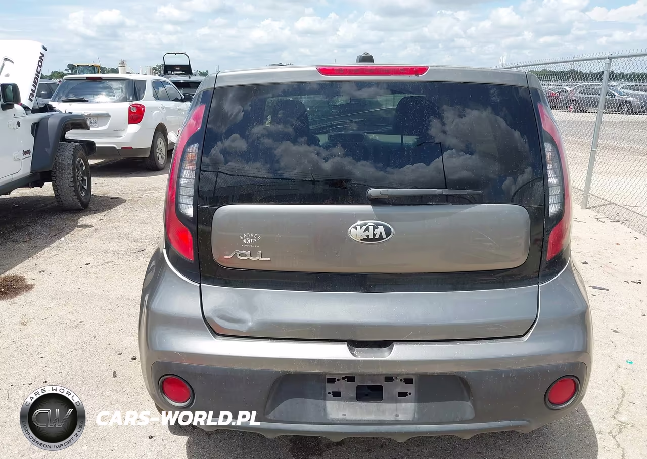 2017 Kia Soul VIN:KNDJN2A24H7474022 - 17