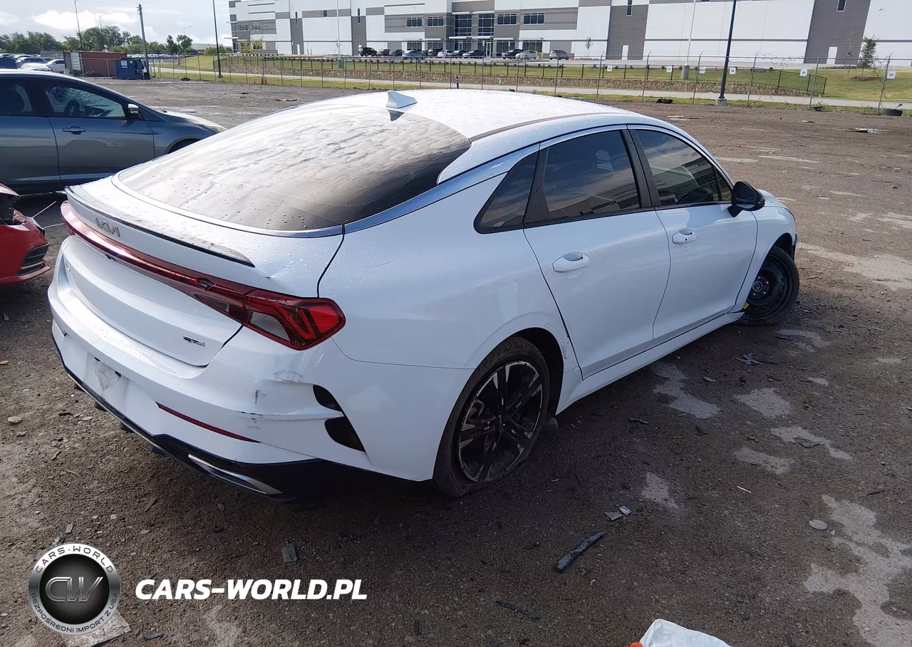 2023 Kia K5 Gt-Line VIN:5XXG64J2XPG215799 - 4