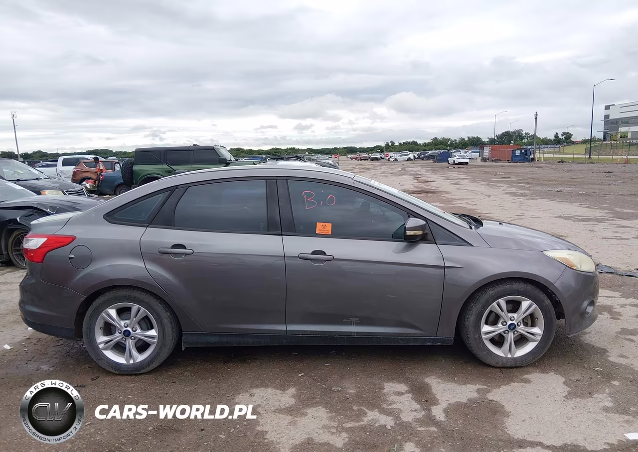 2014 Ford Focus Se VIN:1FADP3F23EL266258 - 13