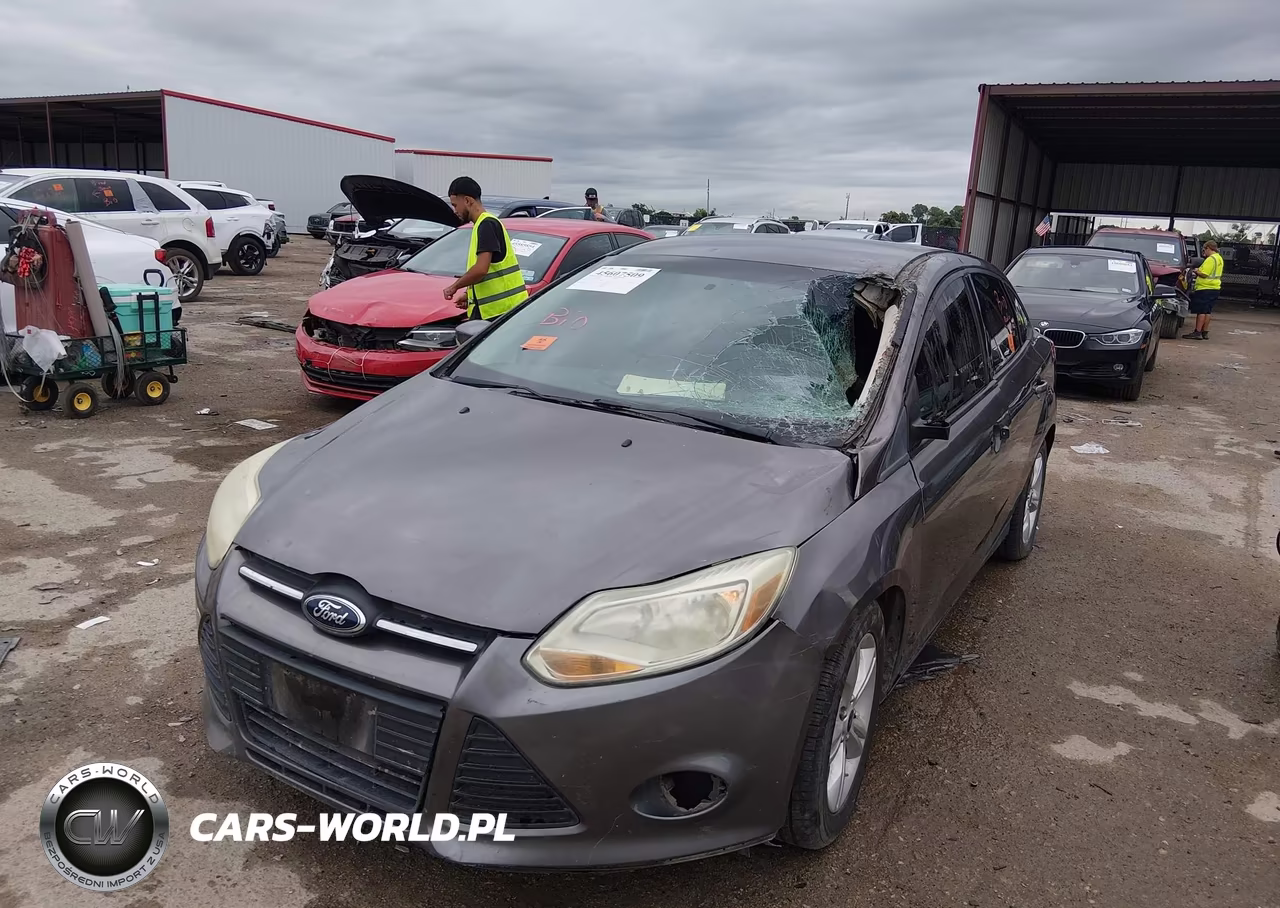 2014 Ford Focus Se VIN:1FADP3F23EL266258 - 2