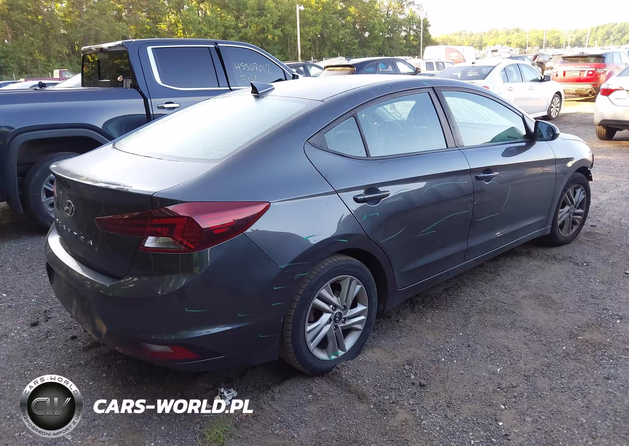 2020 Hyundai Elantra Sel VIN:5NPD84LF8LH628073 - 4