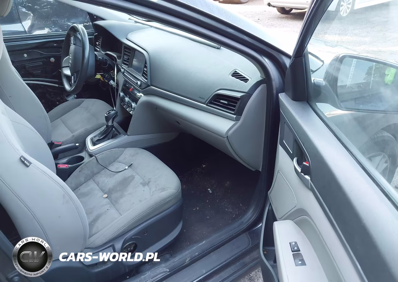 2020 Hyundai Elantra Sel VIN:5NPD84LF8LH628073 - 5