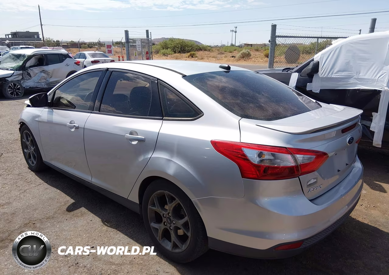 2014 Ford Focus Se VIN:1FADP3F29EL187113 - 15