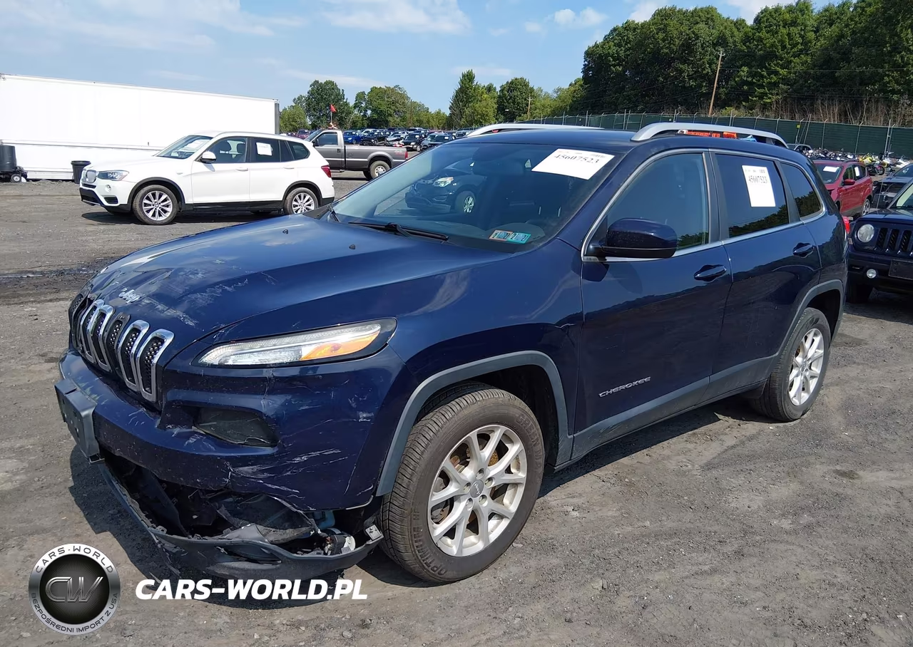 2016 Jeep Cherokee Latitude VIN:1C4PJLCB2GW274981 - 2