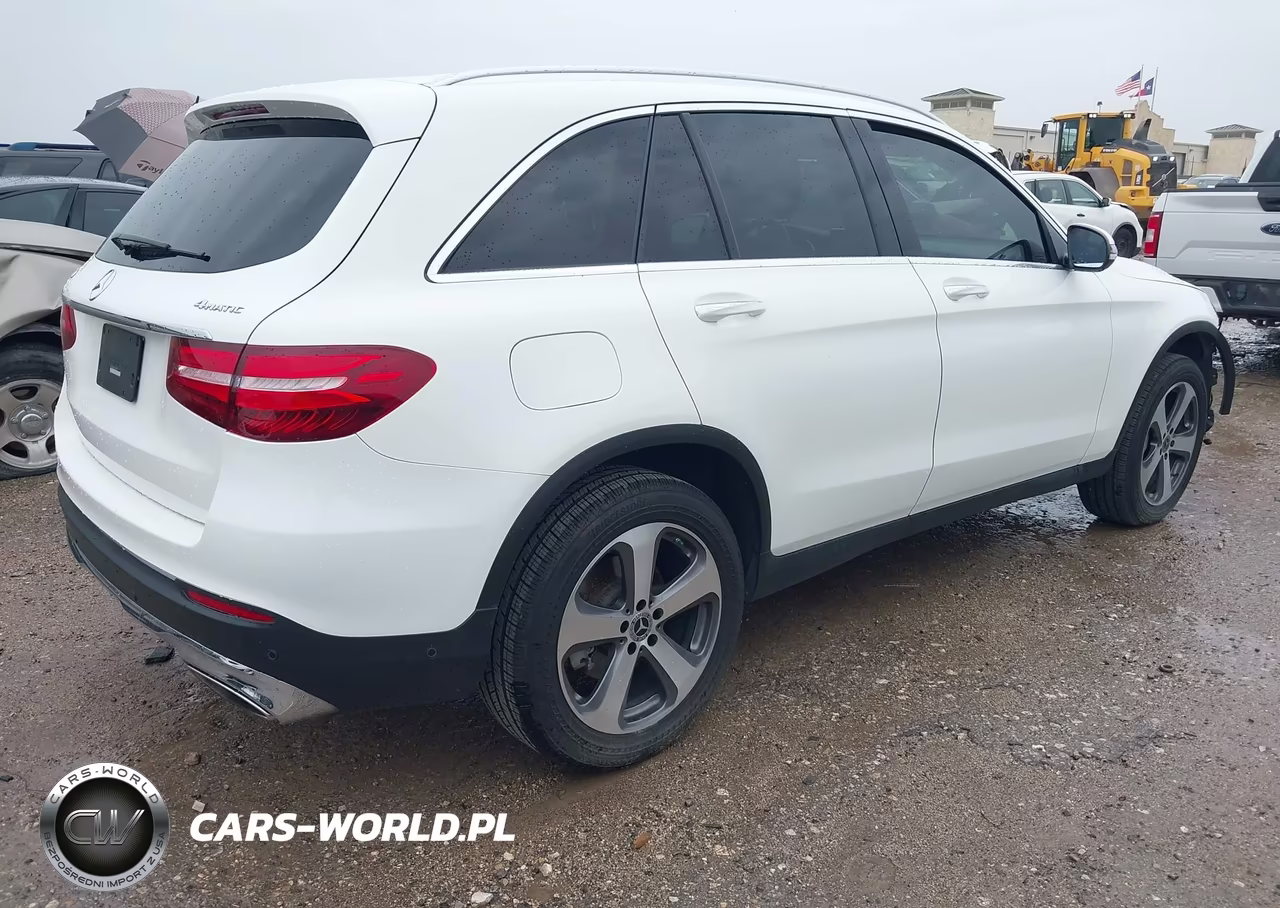 2018 Mercedes-Benz Glc 300 4Matic VIN:WDC0G4KB9JV108360 - 4