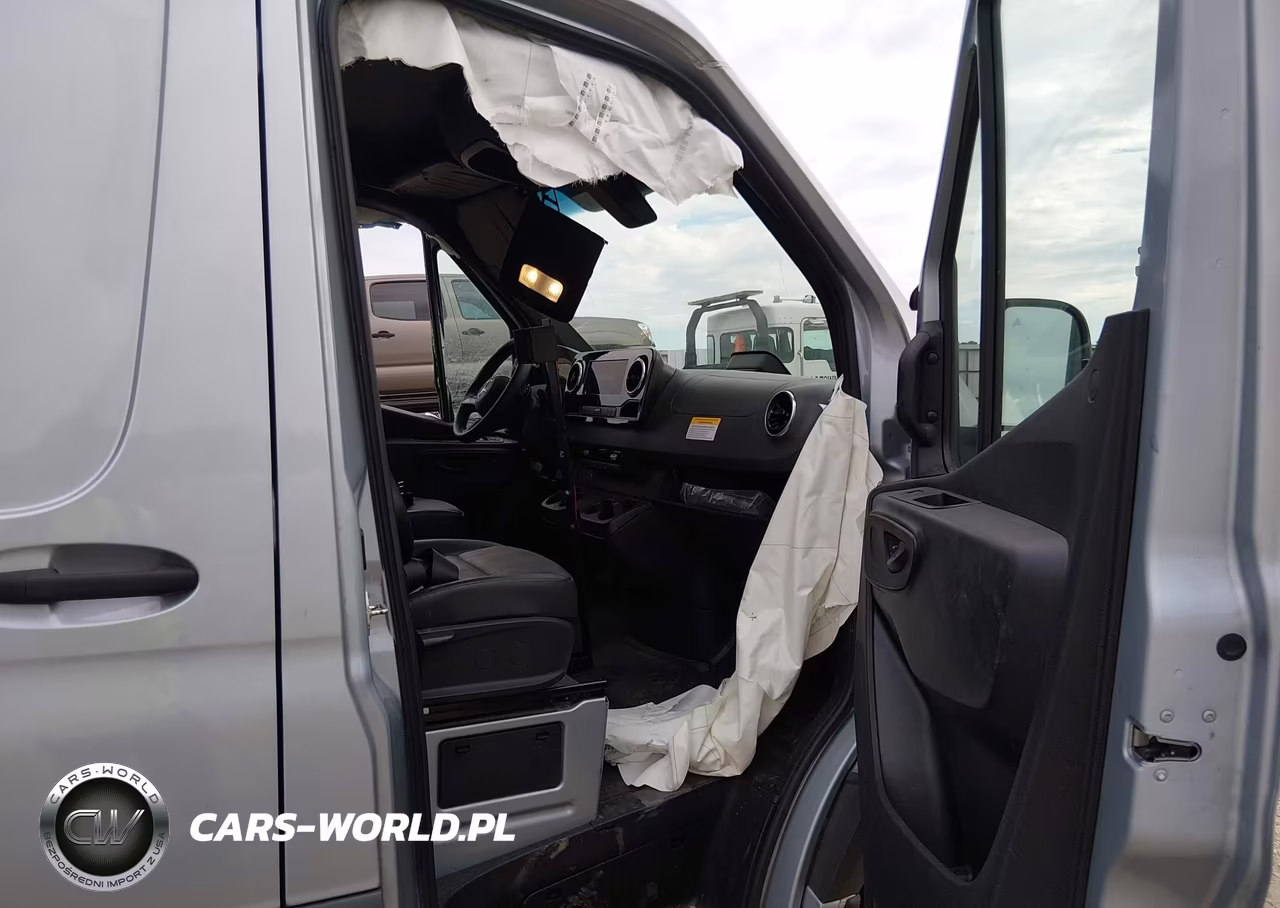 2025 Mercedes-Benz Sprinter 2500 Standard Roof 4-Cyl Diesel VIN:W1Y4KBHY3ST204466 - 5