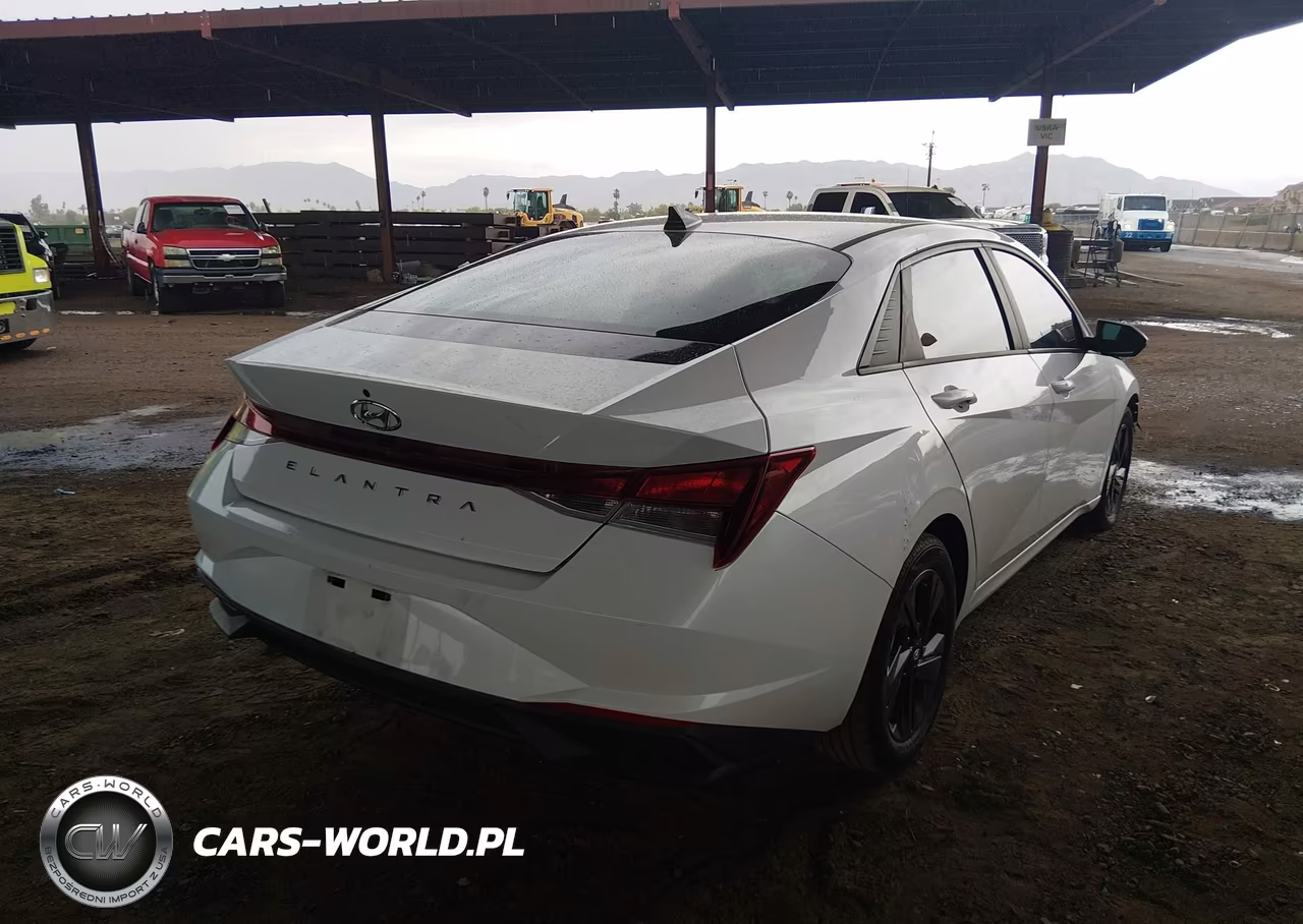 2021 Hyundai Elantra Sel VIN:5NPLM4AG2MH002457 - 4