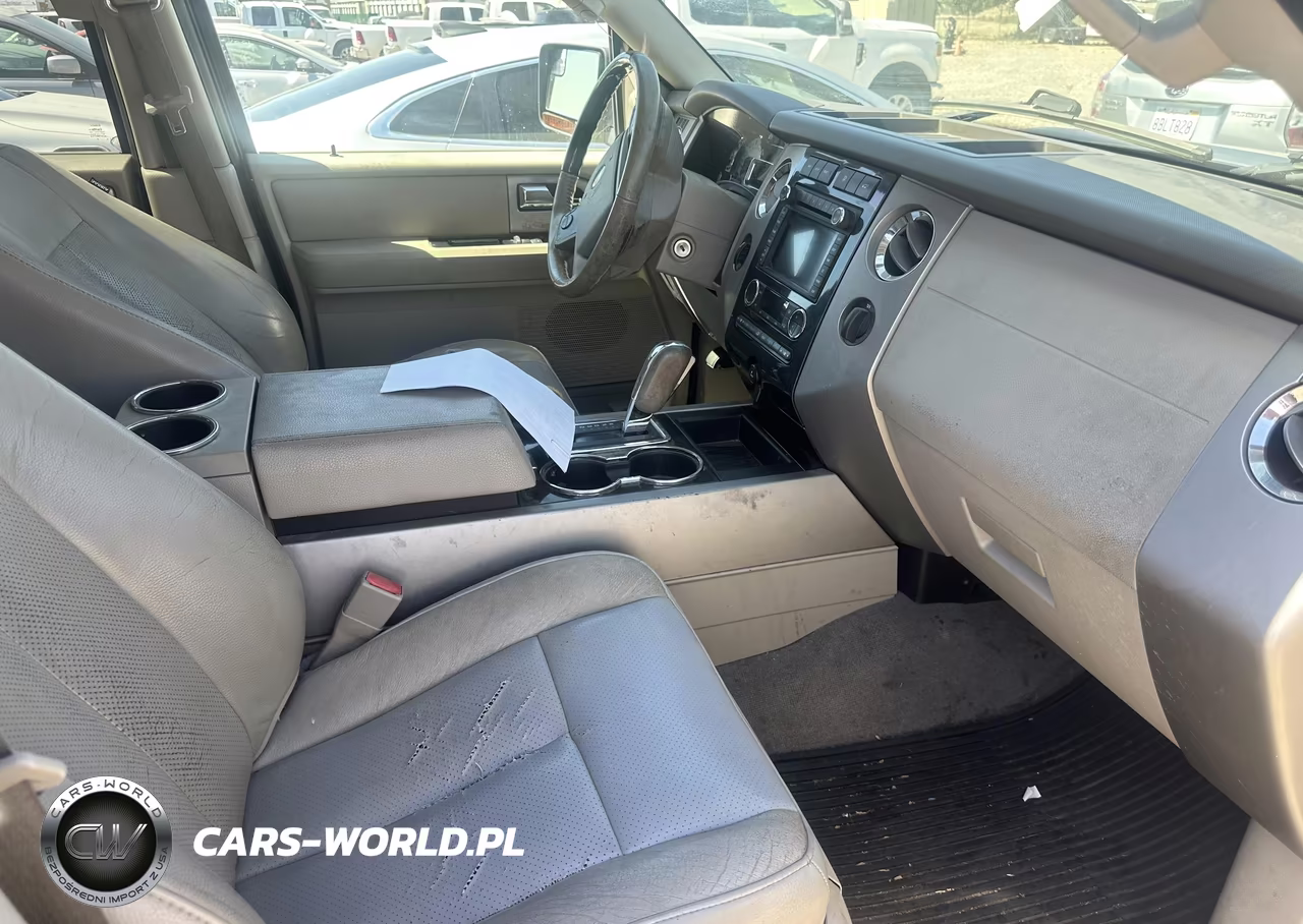 2012 Ford Expedition Limited VIN:1FMJU2A58CEF15720 - 4