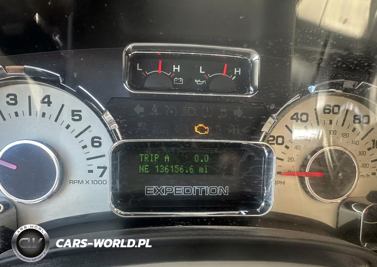 2012 Ford Expedition Limited VIN:1FMJU2A58CEF15720 - 6