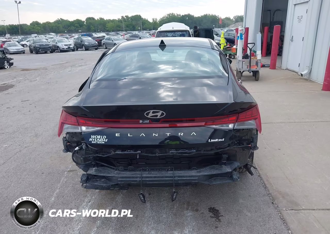 2025 Hyundai Elantra Limited VIN:KMHLP4DG8SU081635 - 17