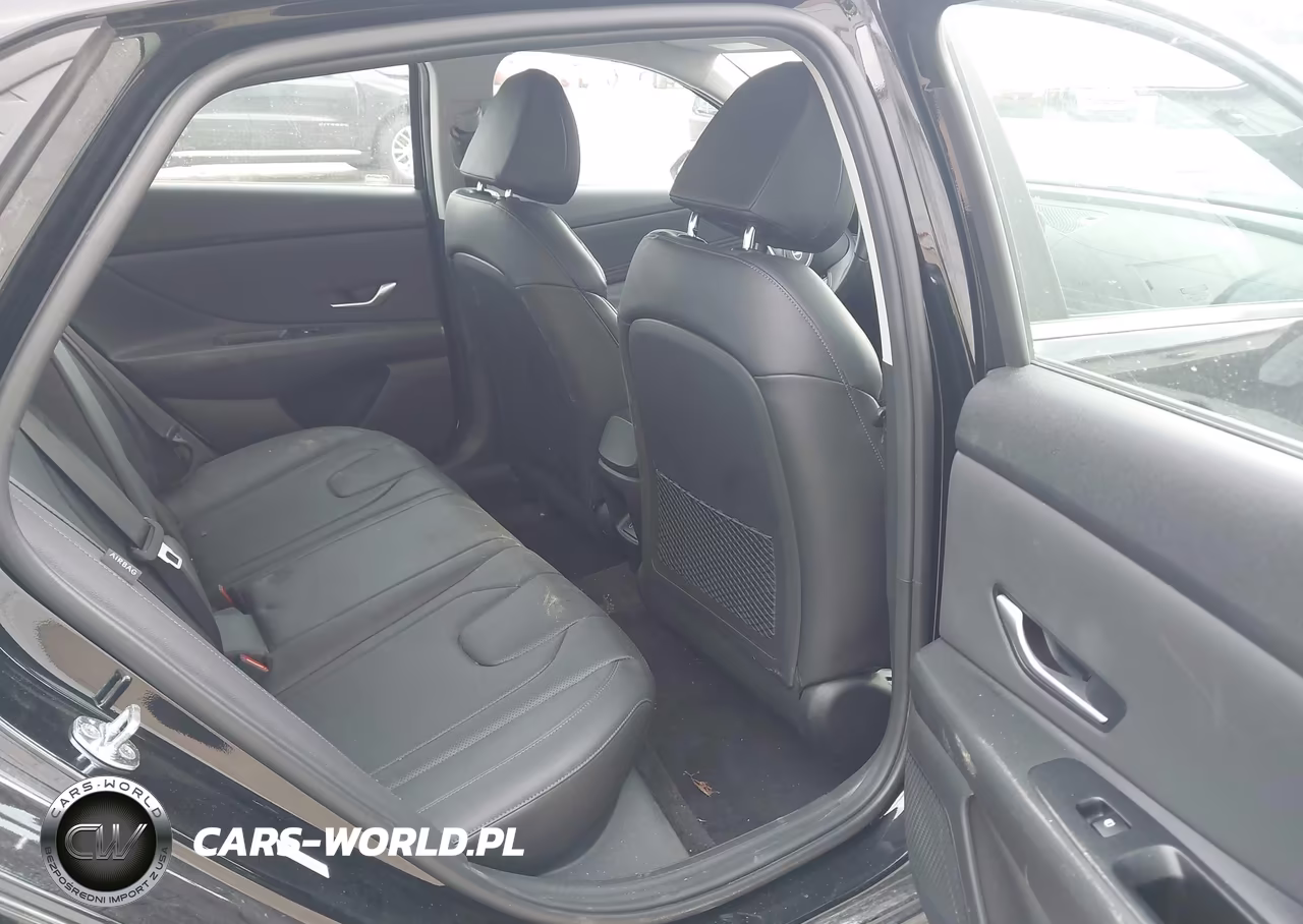 2025 Hyundai Elantra Limited VIN:KMHLP4DG8SU081635 - 8