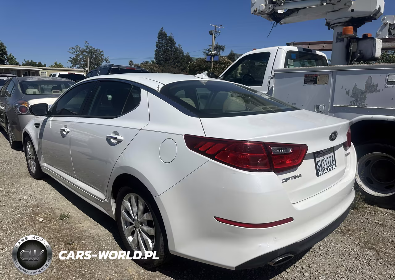 2015 Kia Optima Ex VIN:5XXGN4A75FG403708 - 3