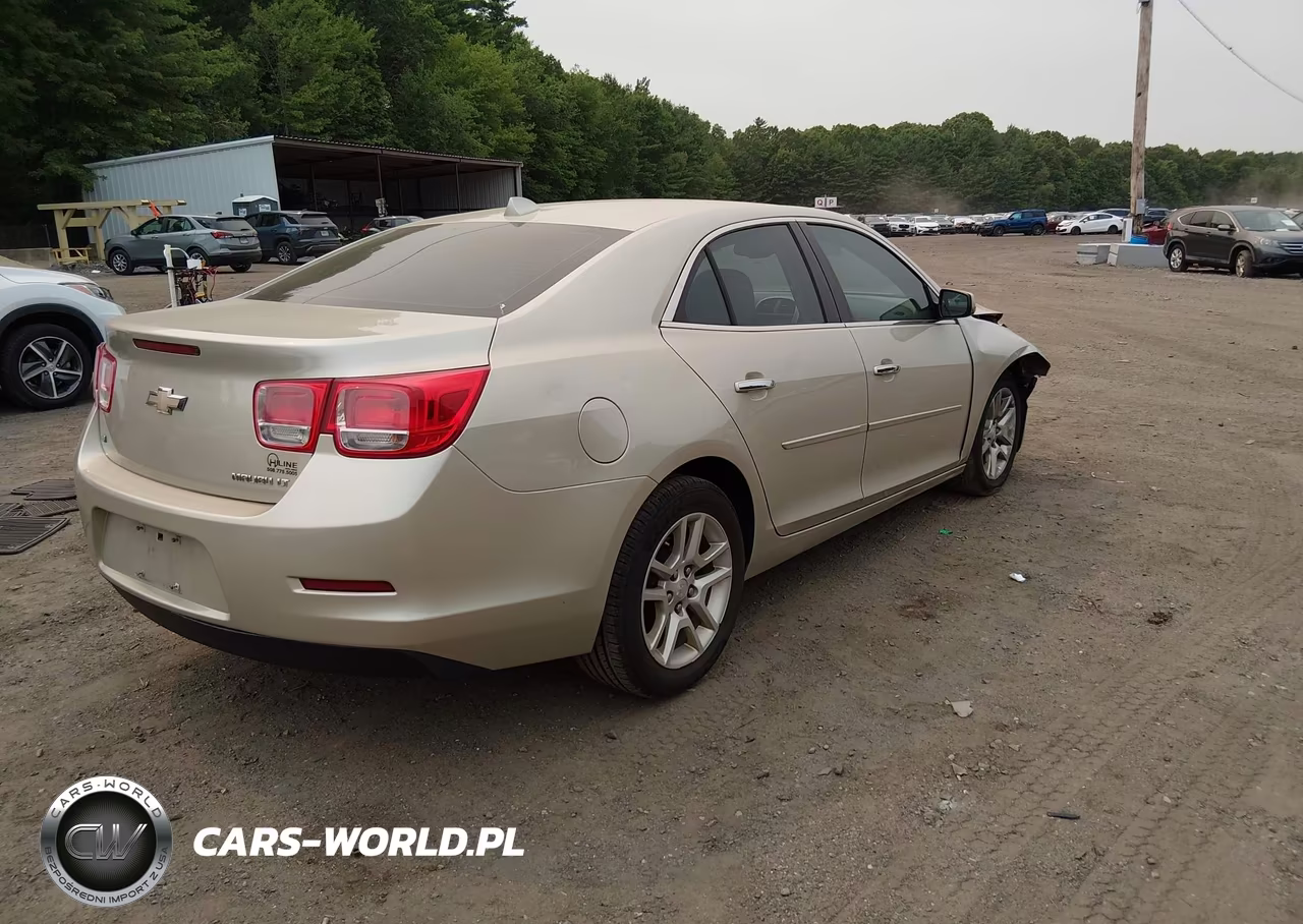 2014 Chevrolet Malibu 1Lt VIN:1G11C5SLXEF240976 - 4