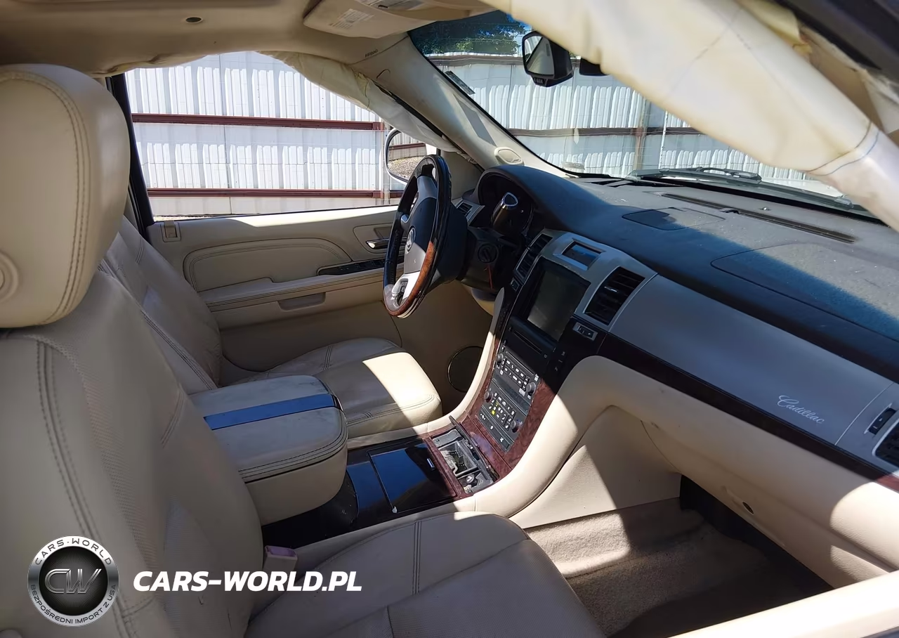 2008 Cadillac Escalade VIN:1GYFK63848R174745 - 5