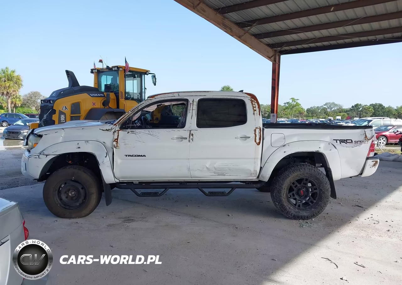 2014 Toyota Tacoma Base V6 VIN:3TMLU4EN6EM162216 - 14