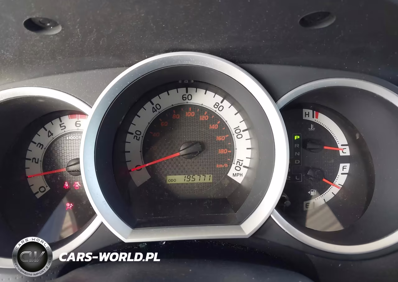 2014 Toyota Tacoma Base V6 VIN:3TMLU4EN6EM162216 - 7