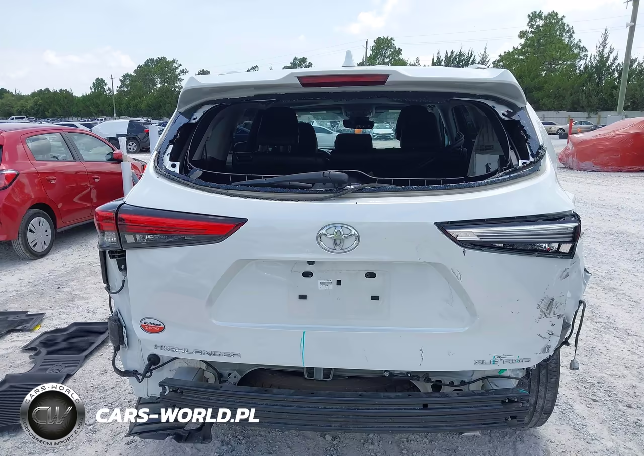 2022 Toyota Highlander Xle VIN:5TDGZRBH9NS581059 - 17