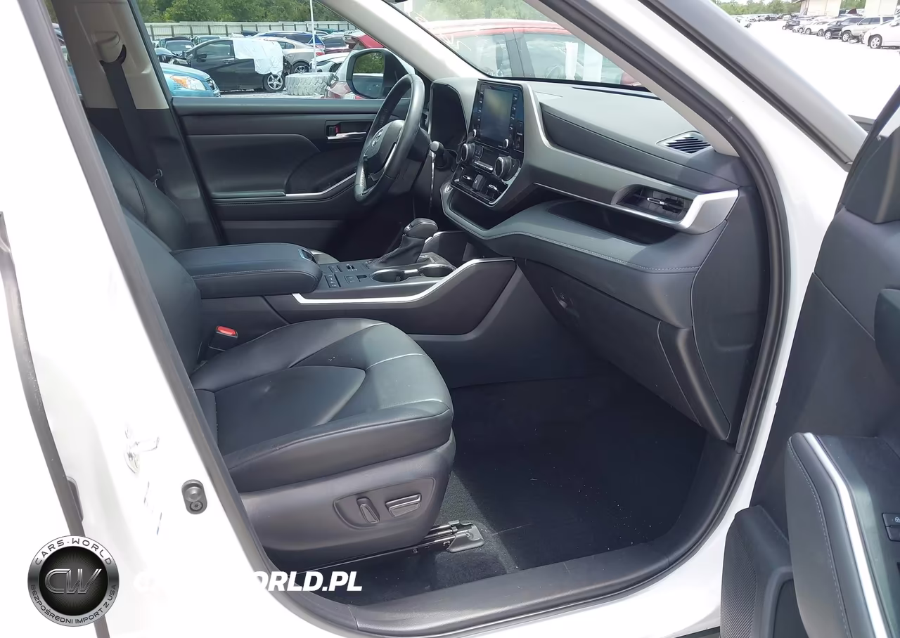 2022 Toyota Highlander Xle VIN:5TDGZRBH9NS581059 - 5