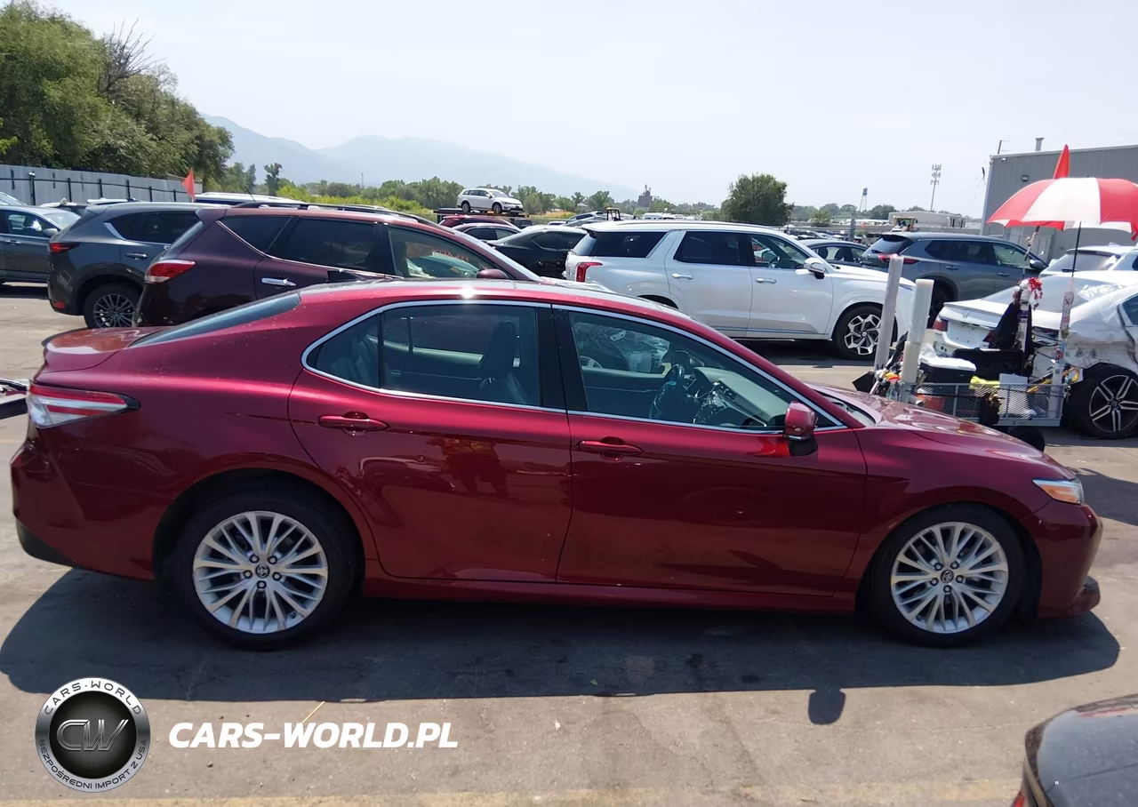 2019 Toyota Camry Xle VIN:4T1B11HK0KU722190 - 13