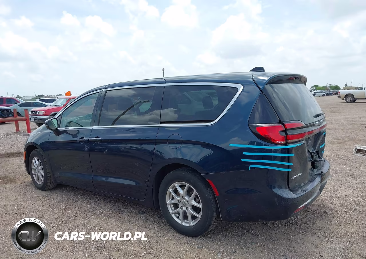 2023 Chrysler Pacifica Touring L VIN:2C4RC1BG2PR627989 - 14