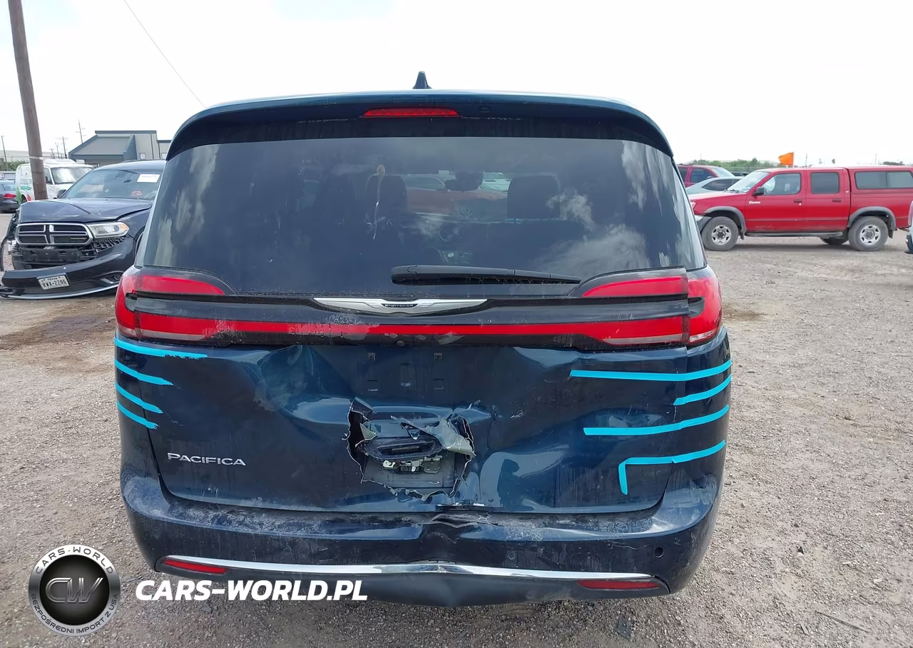 2023 Chrysler Pacifica Touring L VIN:2C4RC1BG2PR627989 - 16